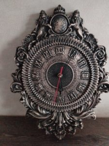 Настенные часы на заказ brass-wall-clock